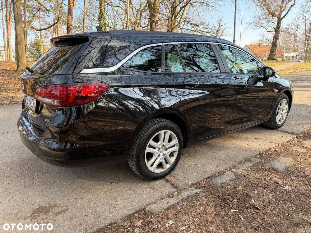 Opel Astra 1.6 D (CDTI) Start/Stop Edition - 11