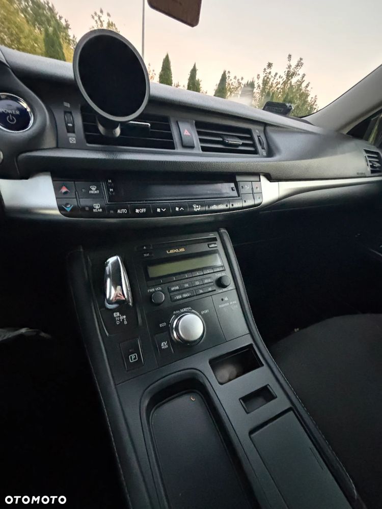 Lexus CT - 6