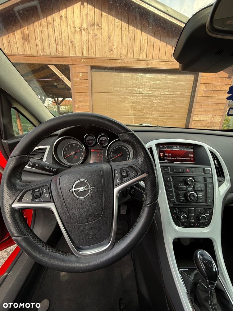 Opel Astra 1.6 T Sport - 12