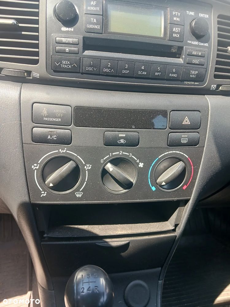 Toyota Corolla - 8