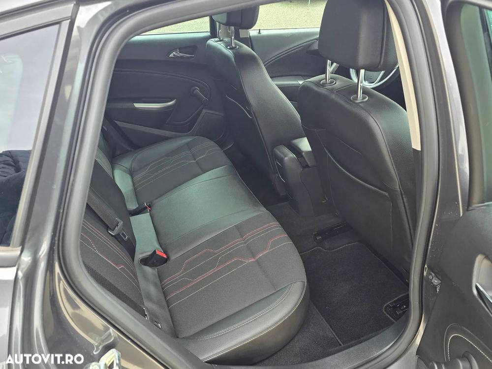 Opel Astra 1.6 Enjoy - 11