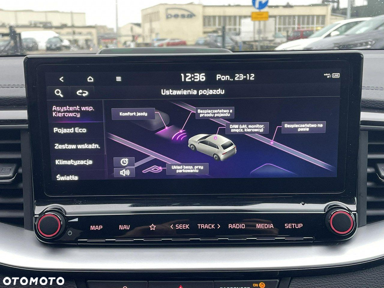 Kia XCeed - 28