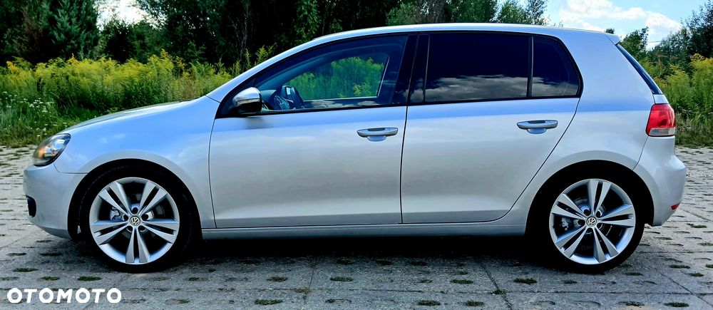 Volkswagen Golf 2.0 TDI DPF BlueMotion Technology Comfortline - 18