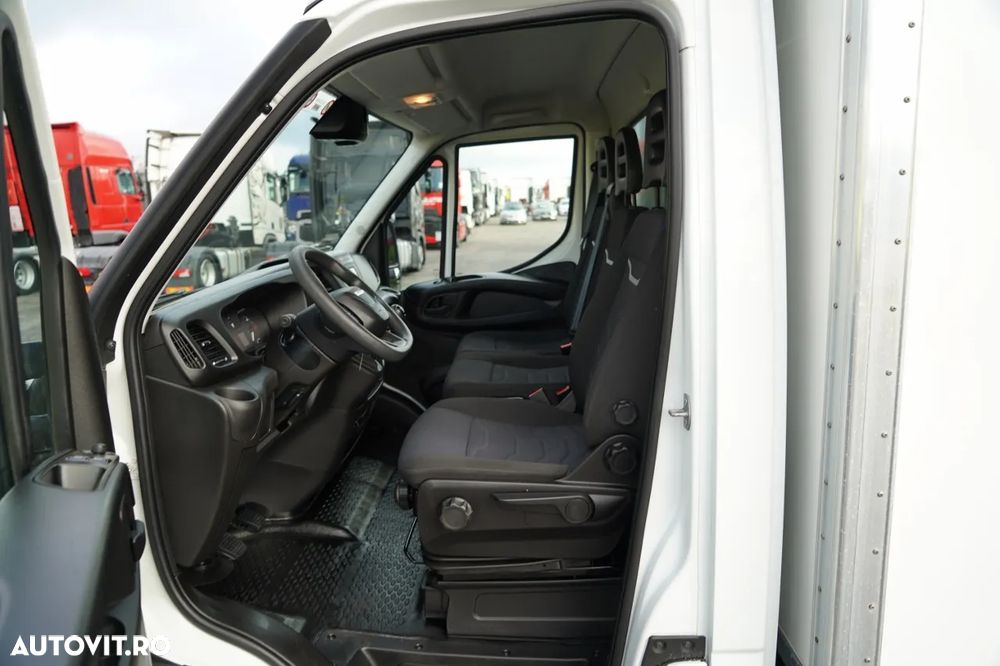Iveco DAILY 35-160 / 4.2 M CONTAINER / LIFT / TWIN GVWR: 3500 KG / 2022 - 24