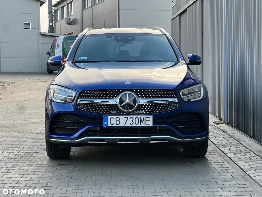 Mercedes-Benz GLC 200 4Matic 9G-TRONIC AMG Line - 19