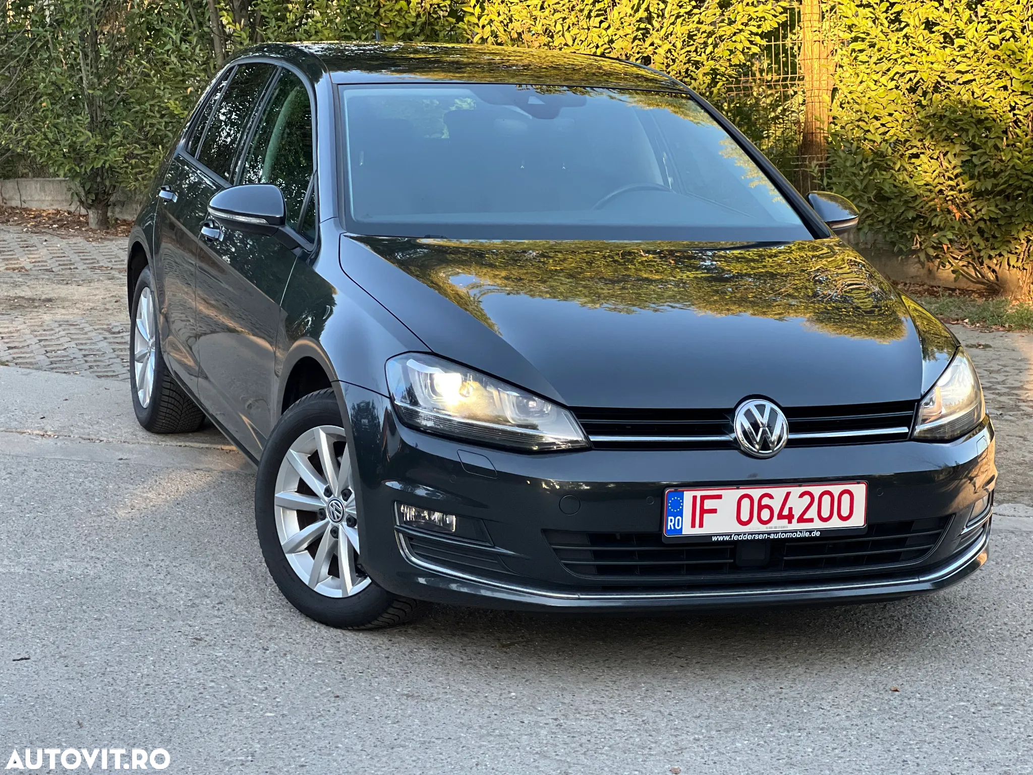 Volkswagen Golf 2.0 TDI (BlueMotion Technology) DSG Comfortline - 24