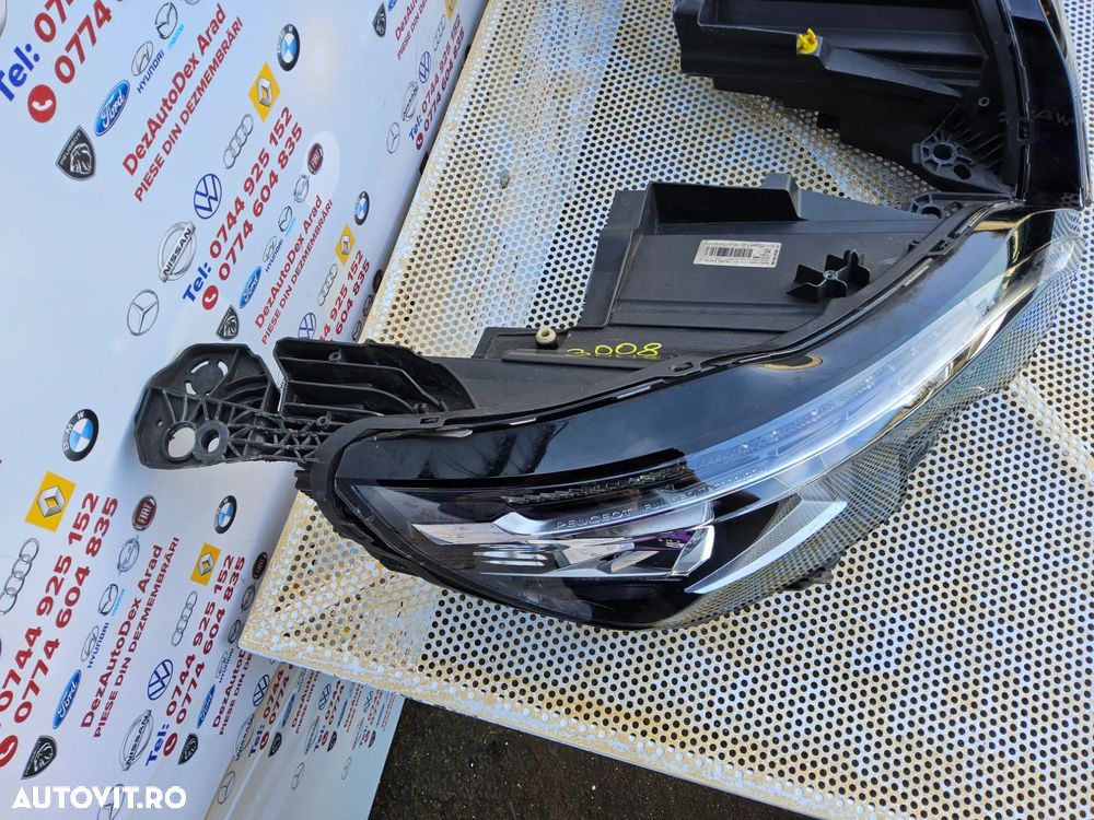 Far Peugeot 3008 5008 dupa 2016 FARURI stânga dreapta Full Led cod 9826572680 9826572780 - 9