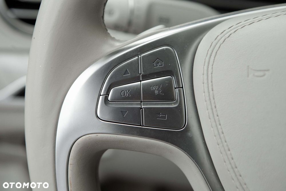 Mercedes-Benz Klasa S 500 4-Matic 7G-TRONIC - 22