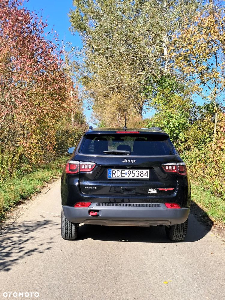 Jeep Compass - 30