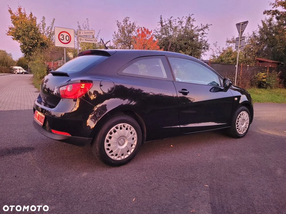 Seat Ibiza SC 1.4 16V Reference - 4