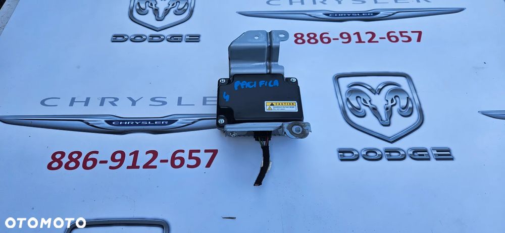 Chrysler Pacifica 2016- Falownik przetwornica napięcia Moduł napięcia 56029814AA - 6