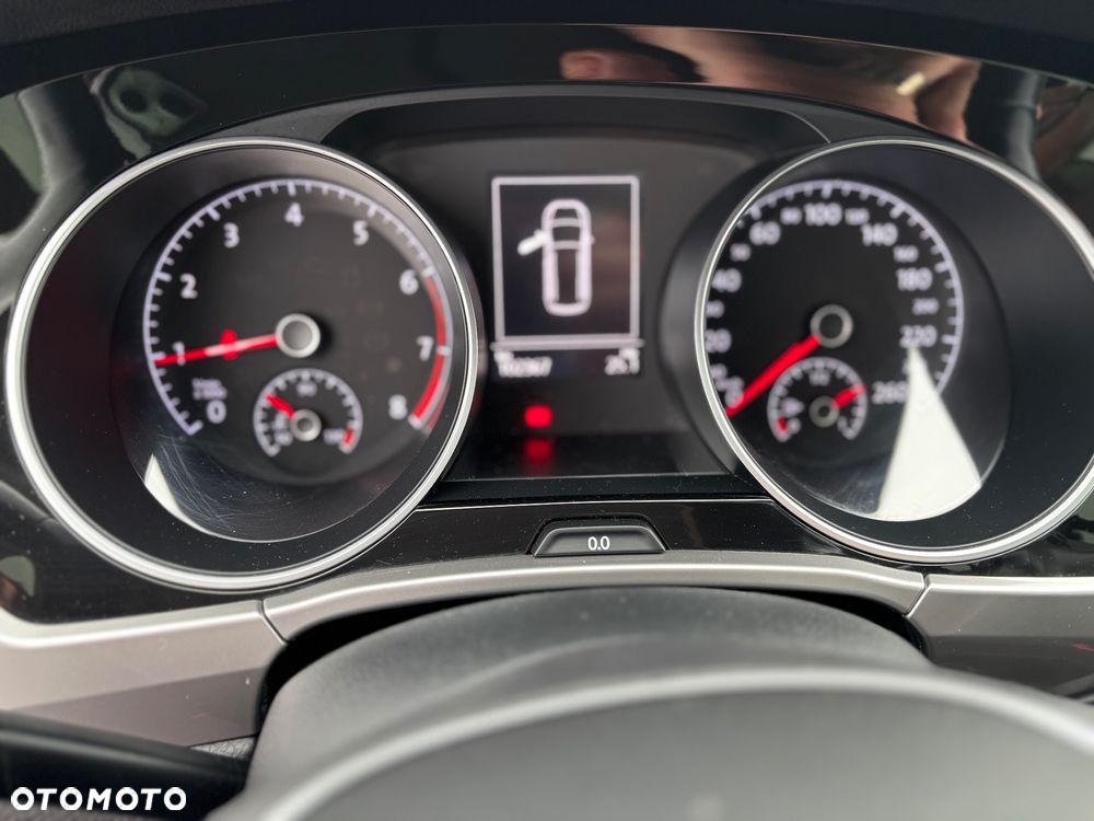 Volkswagen Touran 1.5 TSI EVO Comfortline - 18