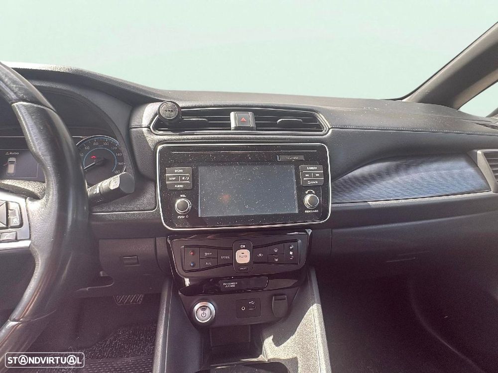Nissan Leaf Acenta - 10