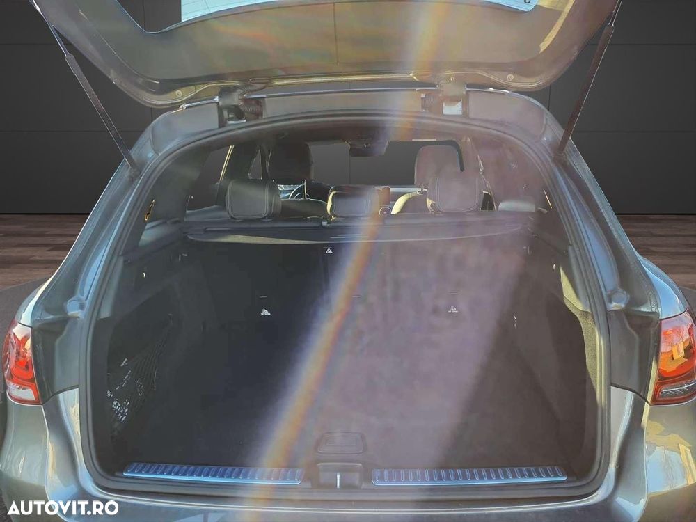 Mercedes-Benz GLC 220 d 4Matic 9G-TRONIC AMG Line - 13