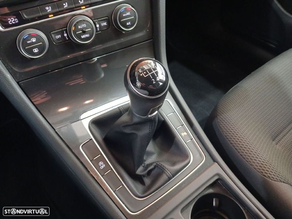 VW Golf 1.6 TDI Stream - 21