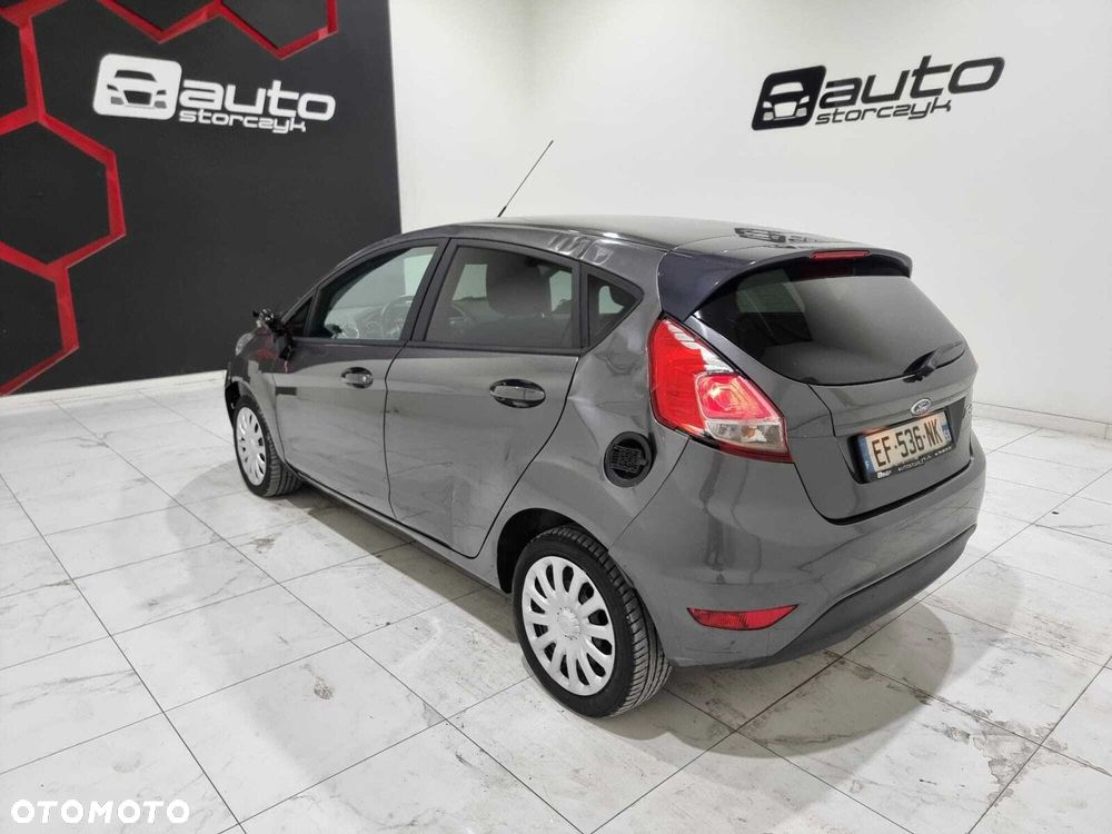 Ford Fiesta - 5