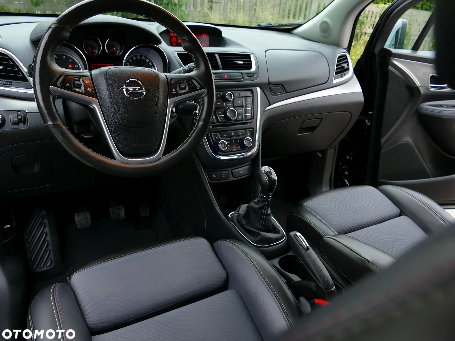 Opel Mokka 1.4 T Cosmo S&S 4x4 - 26