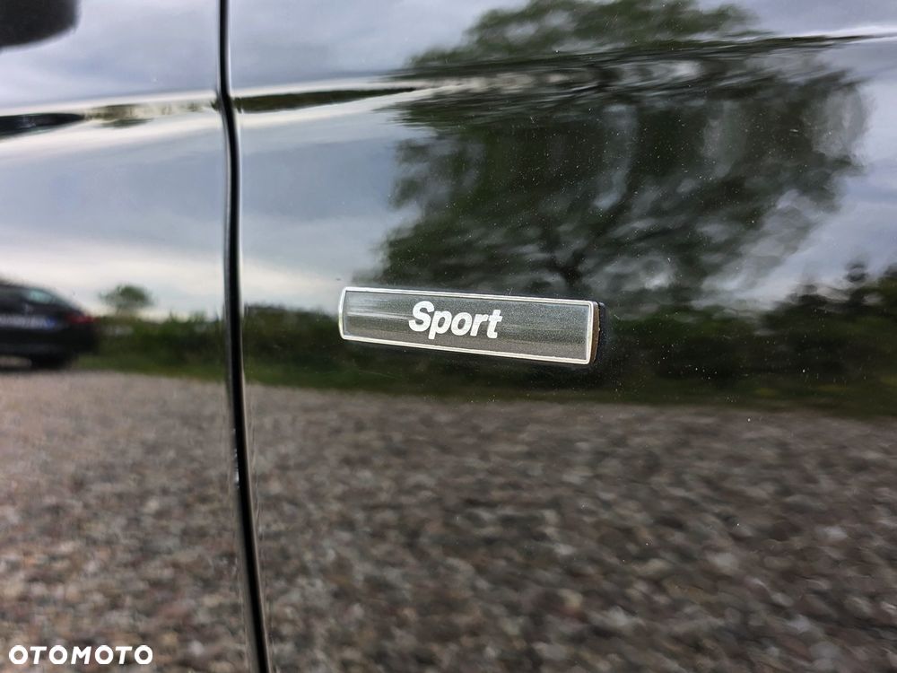 BMW Seria 3 318d DPF Edition Sport - 31