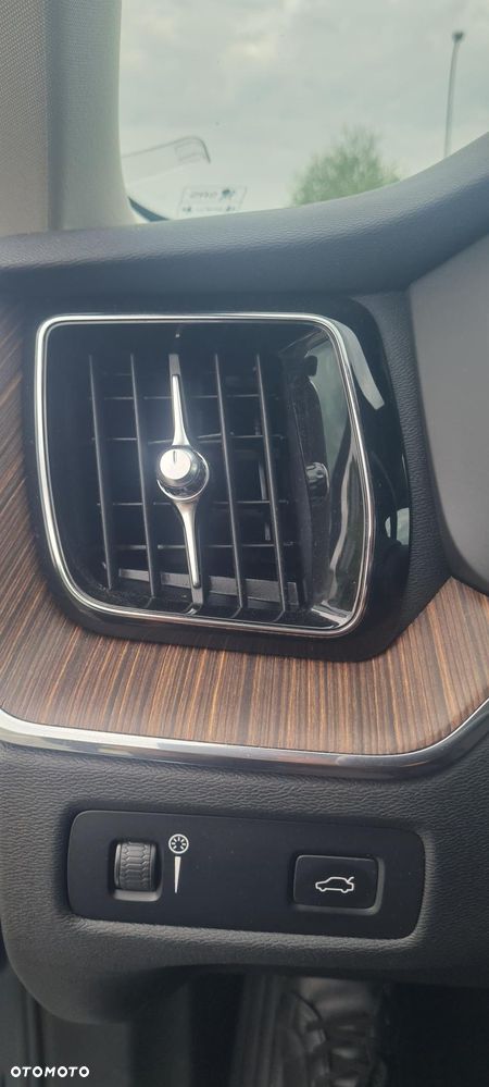 Volvo XC 60 B5 B AWD Geartronic Momentum Pro - 20