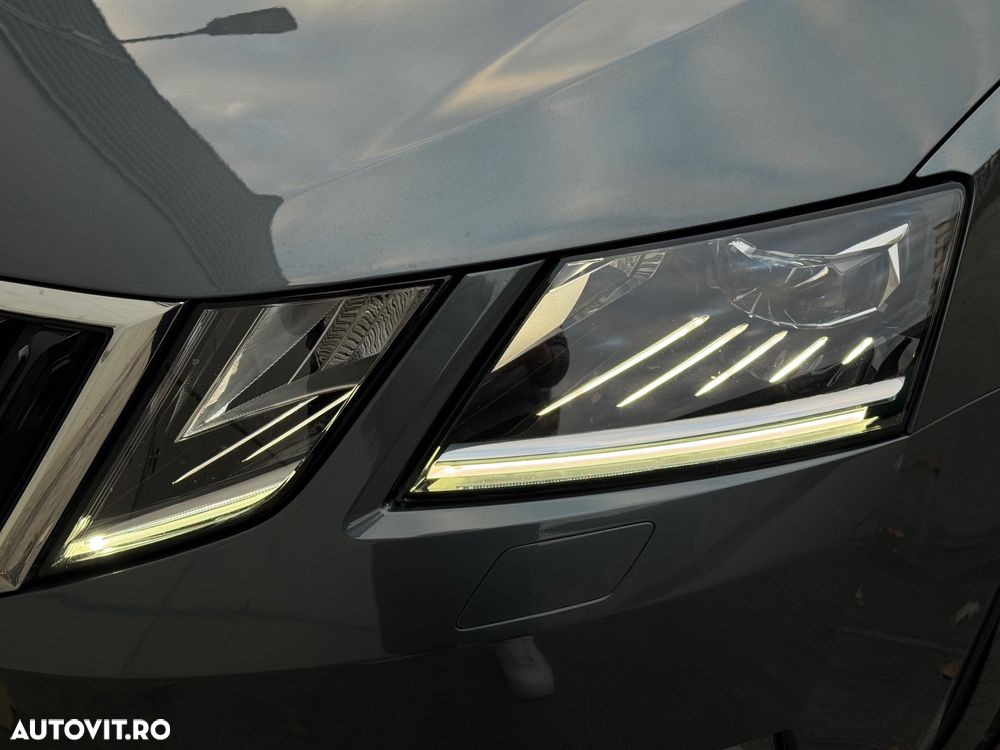 Skoda Octavia 2.0 TDI DSG Style - 35