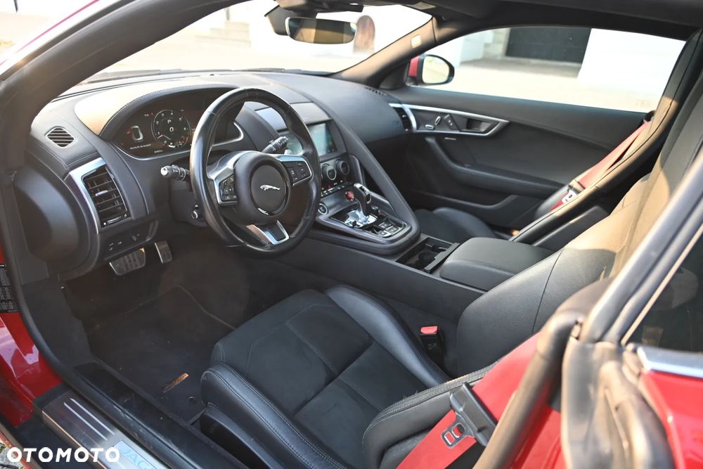 Jaguar F-Type 2.0 Turbo R-Dynamic - 6