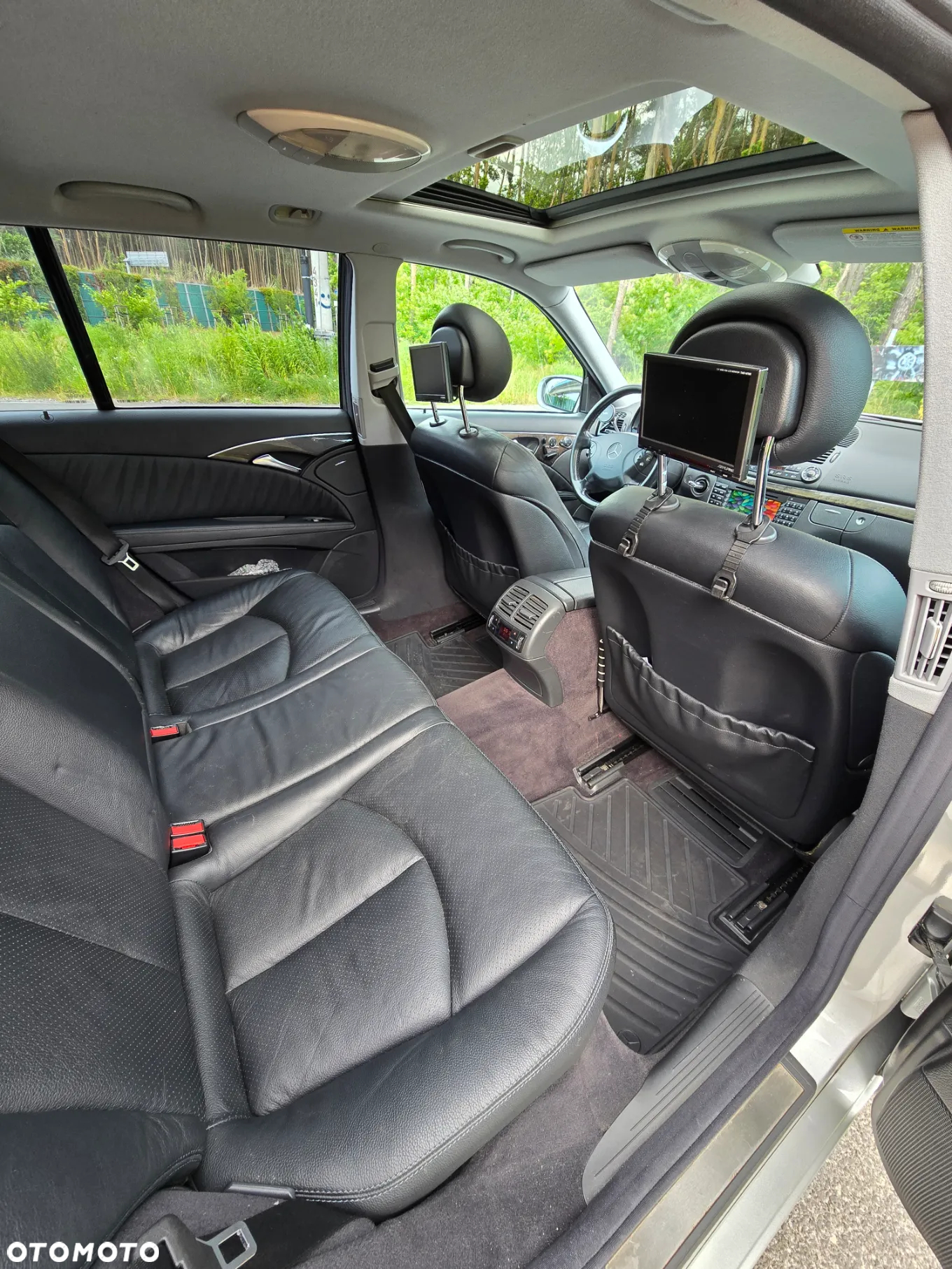 Mercedes-Benz Klasa E 320 T Avantgarde - 21