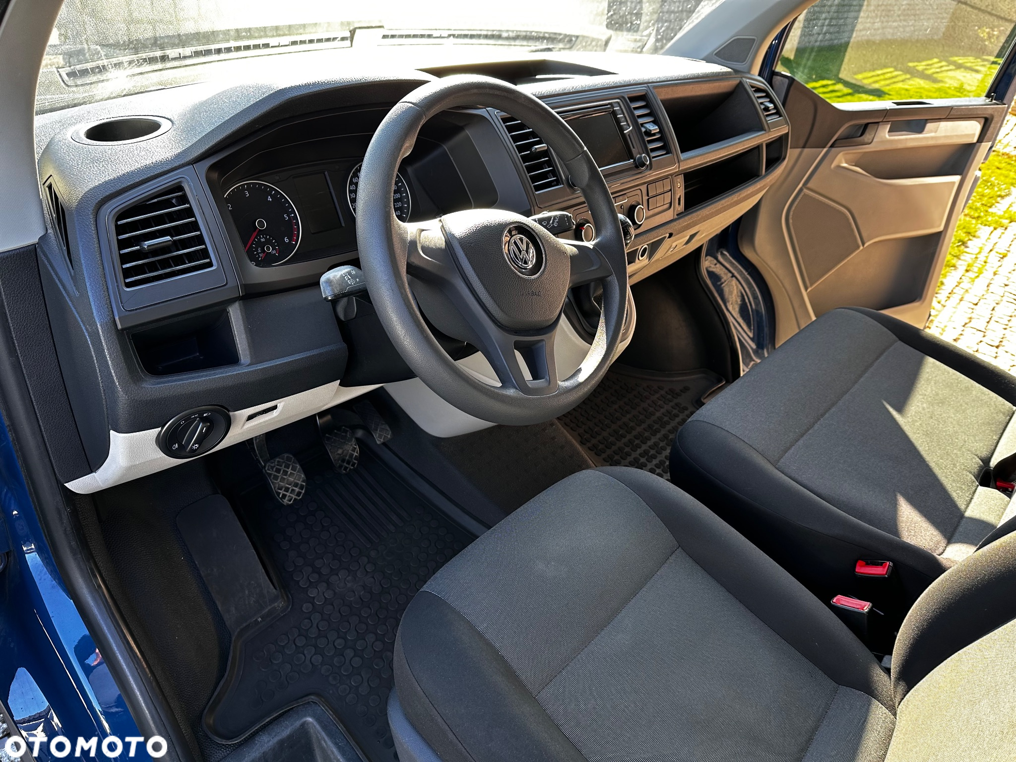 Volkswagen Transporter T6 - 23