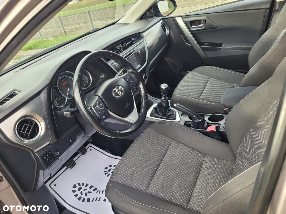 Toyota Auris 1.33 VVT-i Premium Comfort - 14