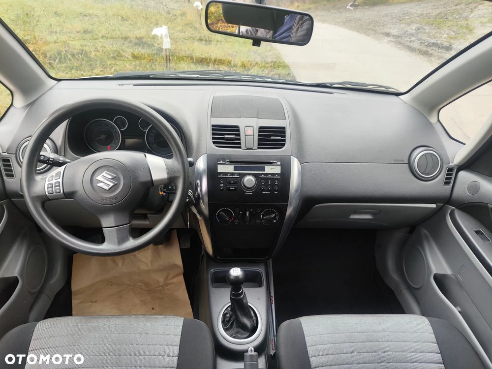 Suzuki SX4 1.6 Premium 4WD - 14