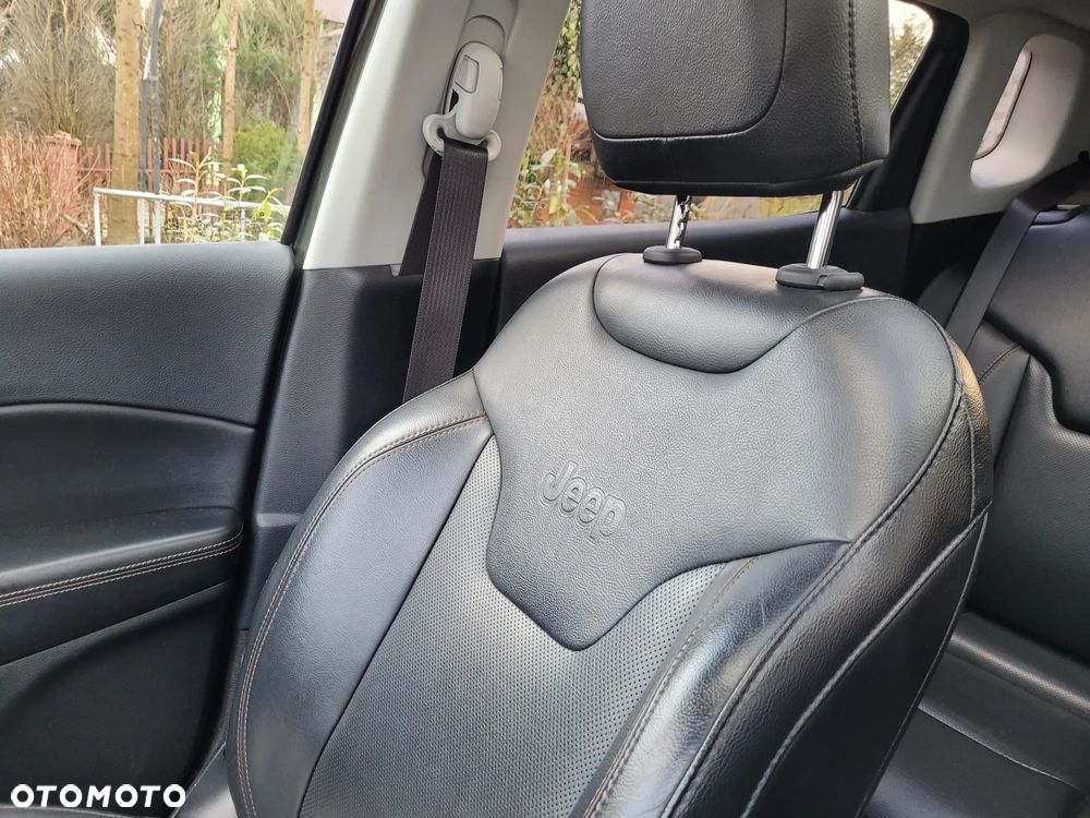 Jeep Compass - 18
