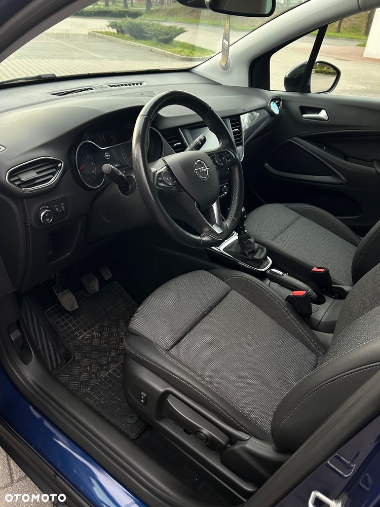 Opel Crossland X - 8