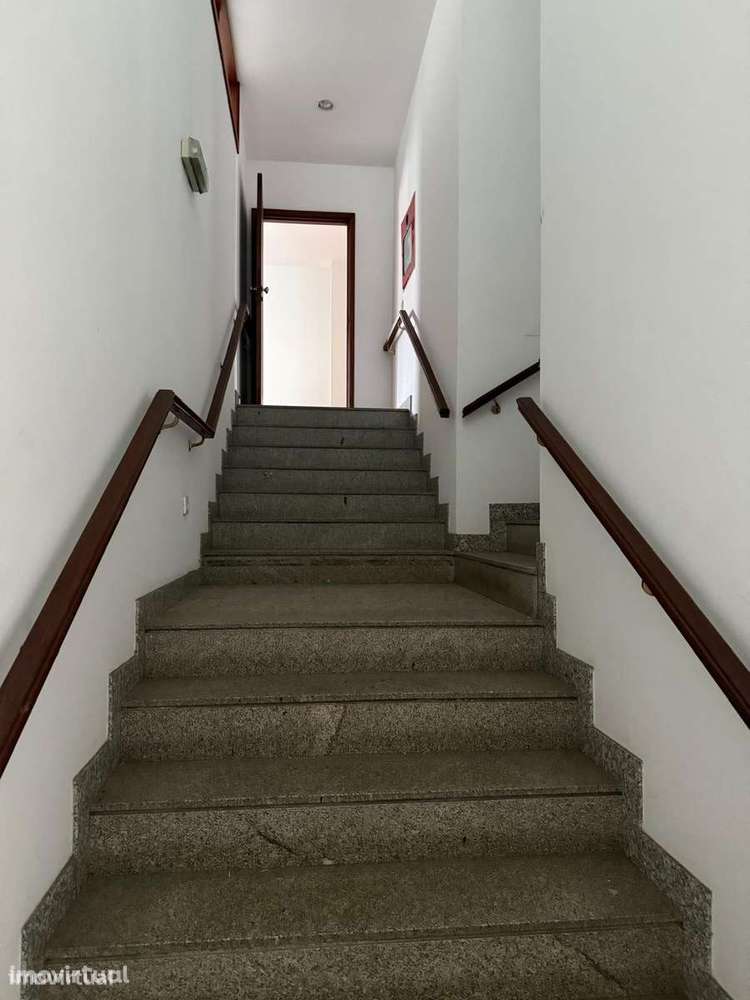 Apartamento T6 314m2 Junto ao Tribunal - Grande imagem: 5/28