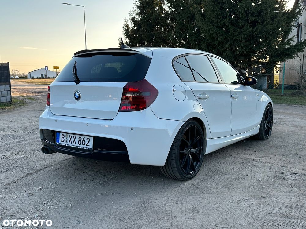 BMW Seria 1 123d DPF Edition Sport - 13