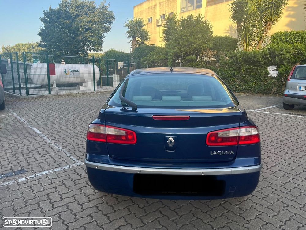 Renault Laguna 1.9 dCi Privilège - 10