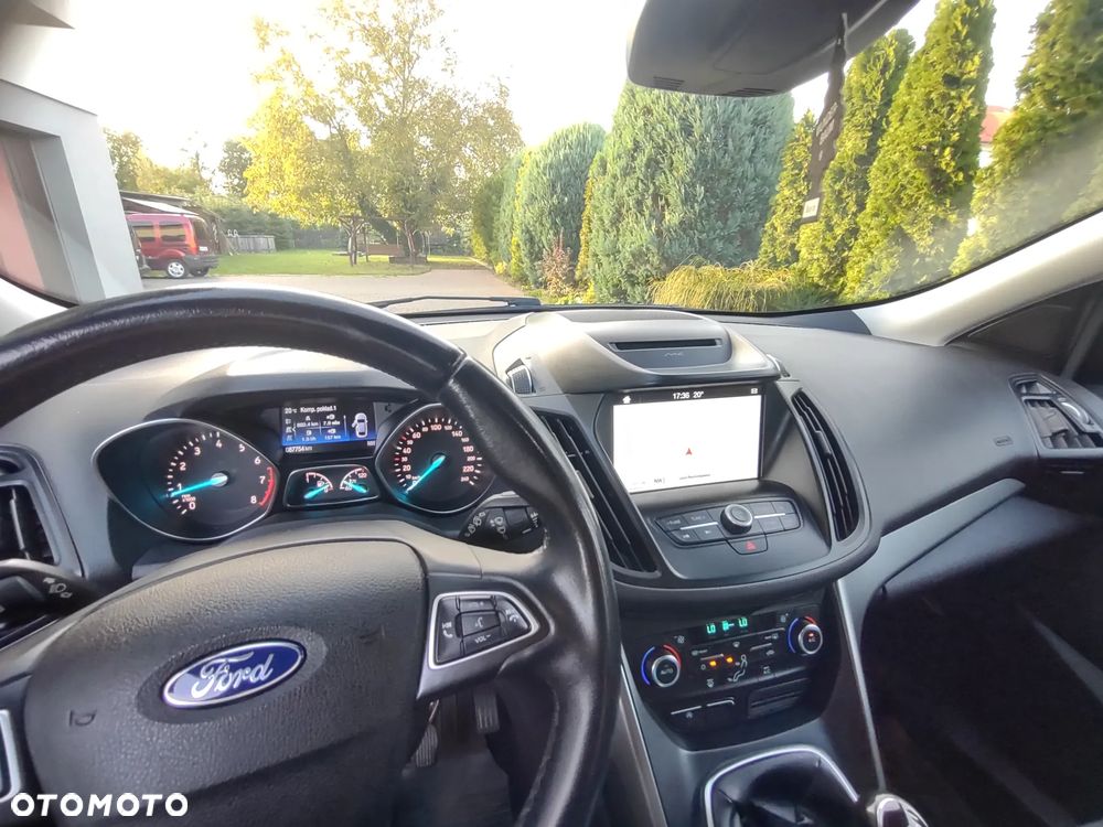 Ford Kuga 1.5 EcoBoost 2x4 Business Edition - 17