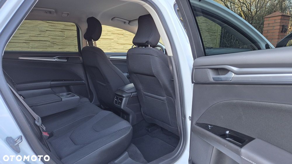 Ford Mondeo 2.0 TDCi Titanium PowerShift - 12