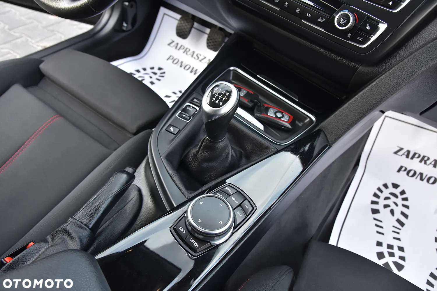 BMW Seria 3 320d Touring xDrive Sport Line - 35