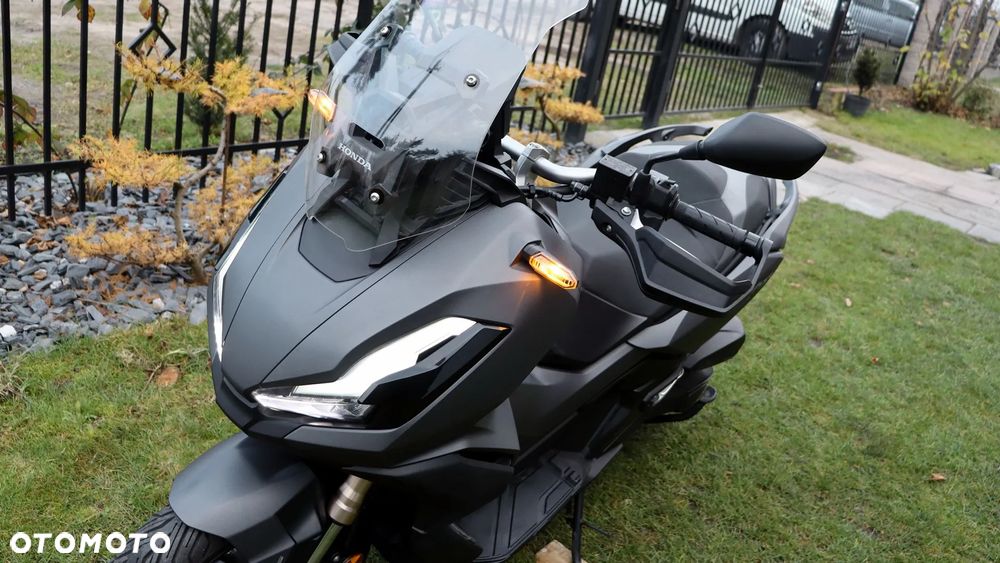 Honda ADV350 - 26