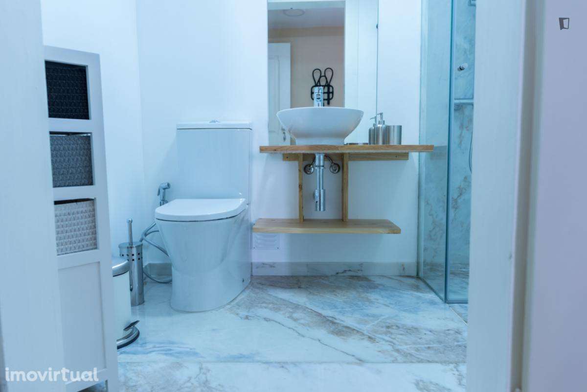 Apartamento com 1 quartos - localizado em Montes Claros Coimbra - Grande imagem: 3/22