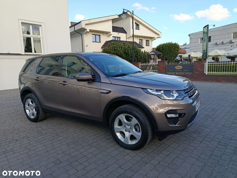 Land Rover Discovery Sport TD4 HSE Luxury - 8