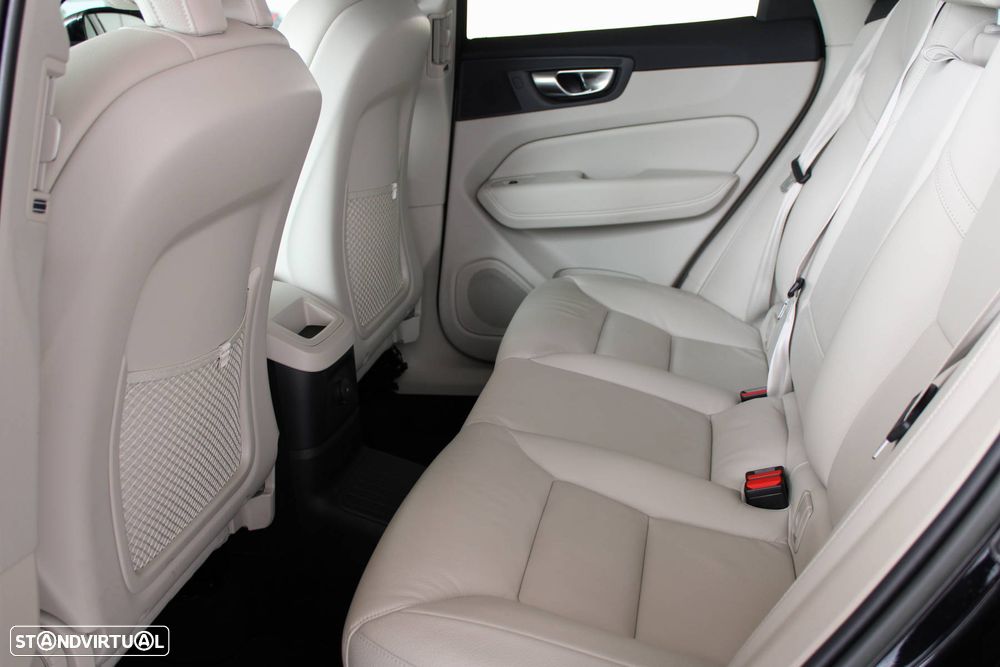 Volvo XC 60 2.0 T6 PHEV Inscription Expression AWD - 16