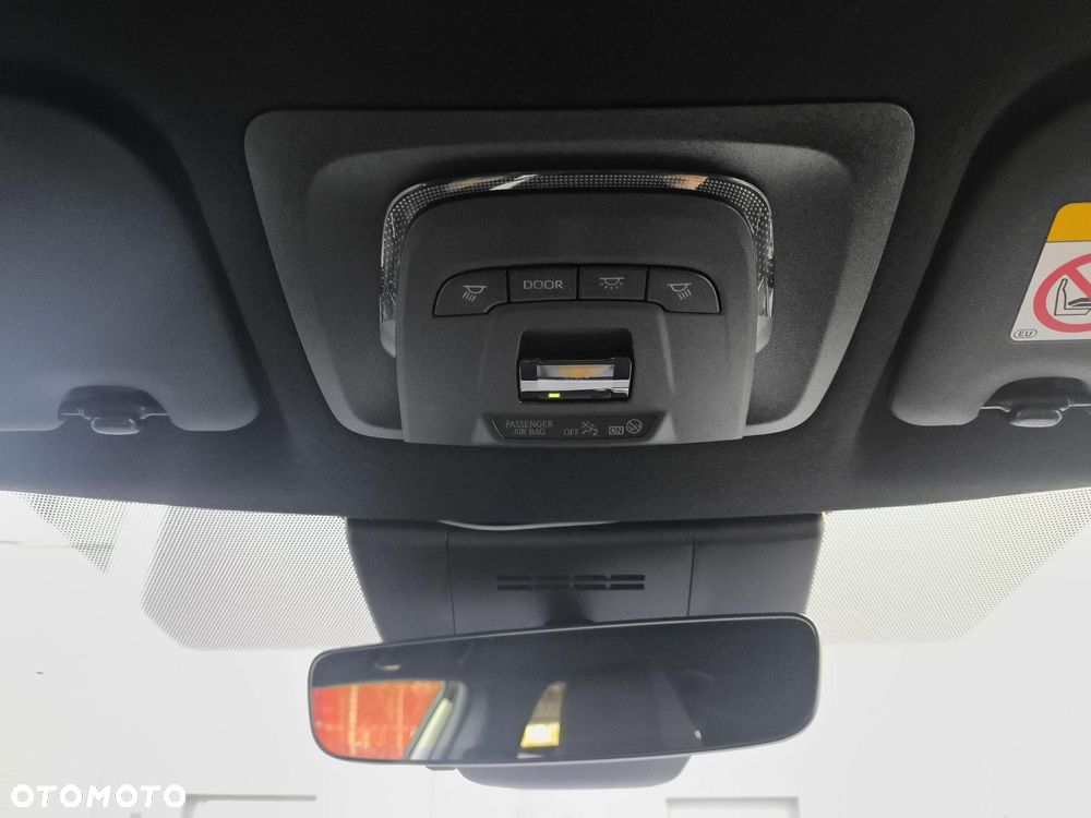 Toyota Corolla Cross 2.0 Hybrid Style - 28