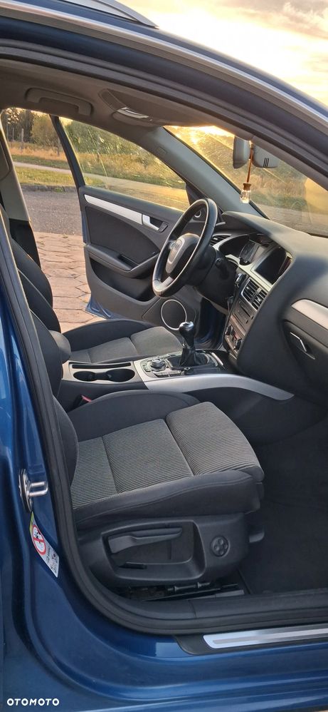 Audi A4 Avant - 11
