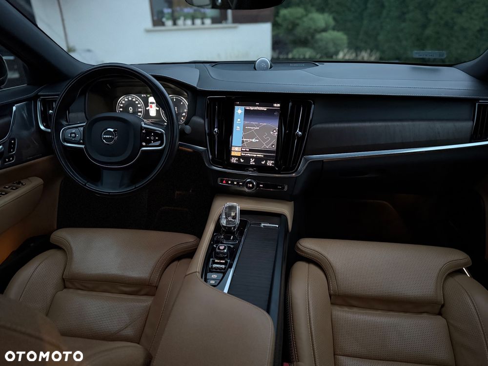 Volvo S90 B5 D AWD Inscription - 29