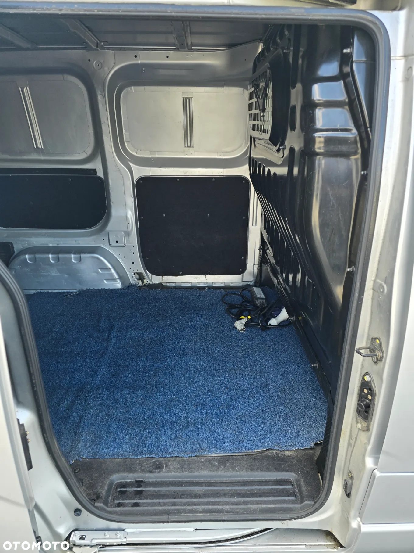 Nissan e-NV200 - 10