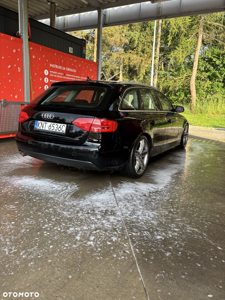 Audi A4 Avant - 5