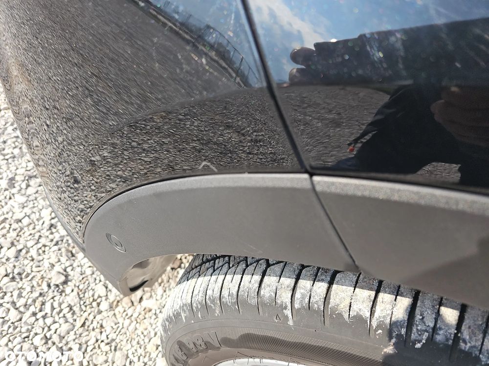 Opel Grandland X 1.2 T GPF Design Line S&S - 32