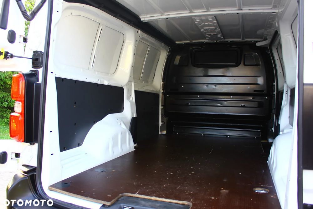 Opel VIVARO 2.0 CDTI LONG DŁUGI 3 OSOBOWY AUTOMAT 8 BIEGOWY NAVIGACJA KAMERA - 30