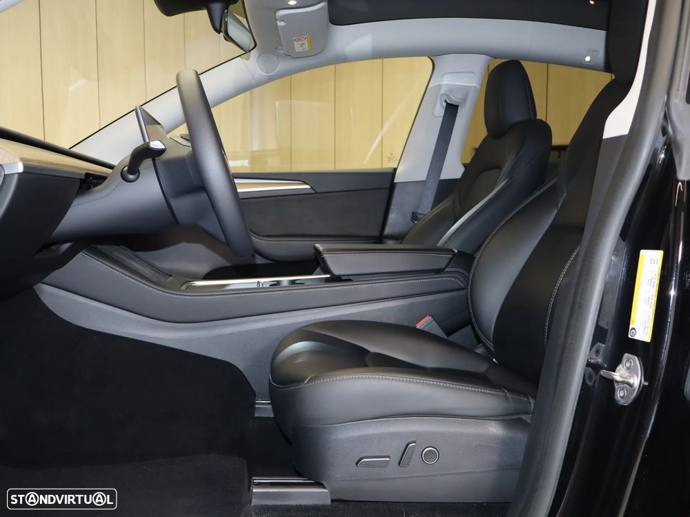 Tesla Model Y RWD - 22