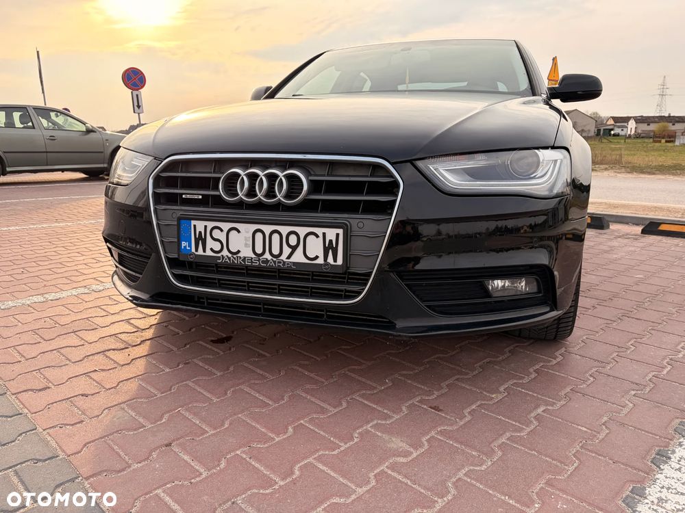 Audi A4 Limousine - 2